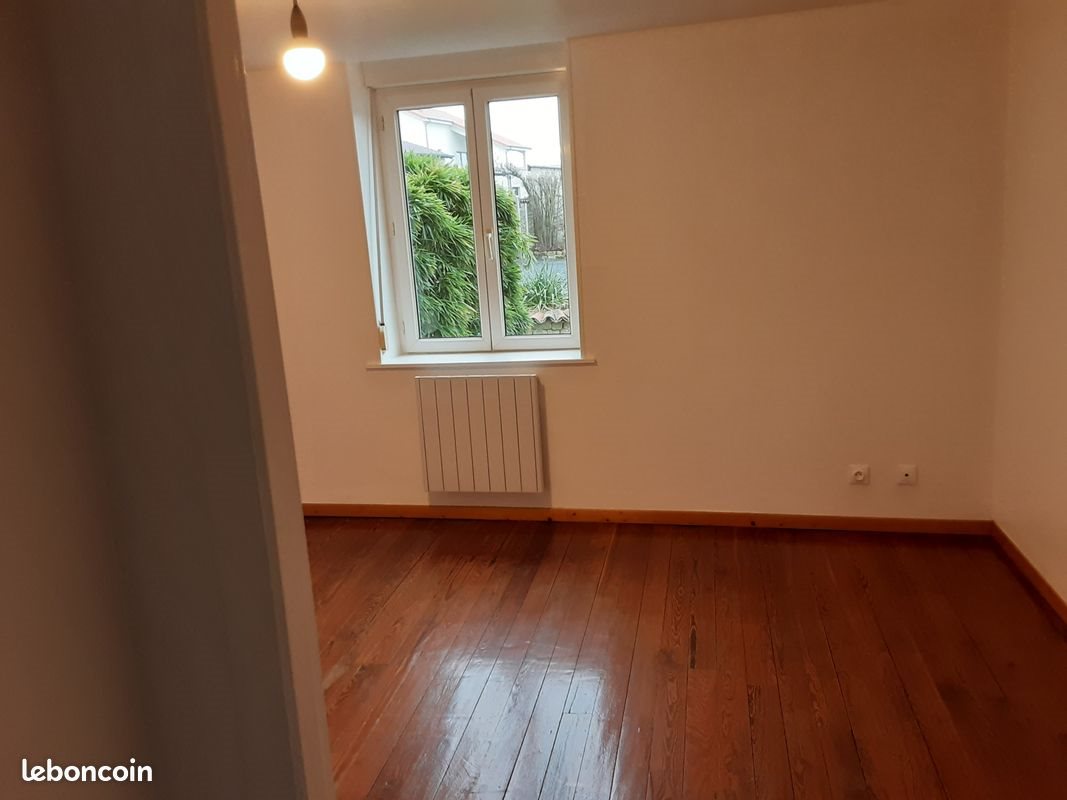 Appartement à louer, 44m², Azelot