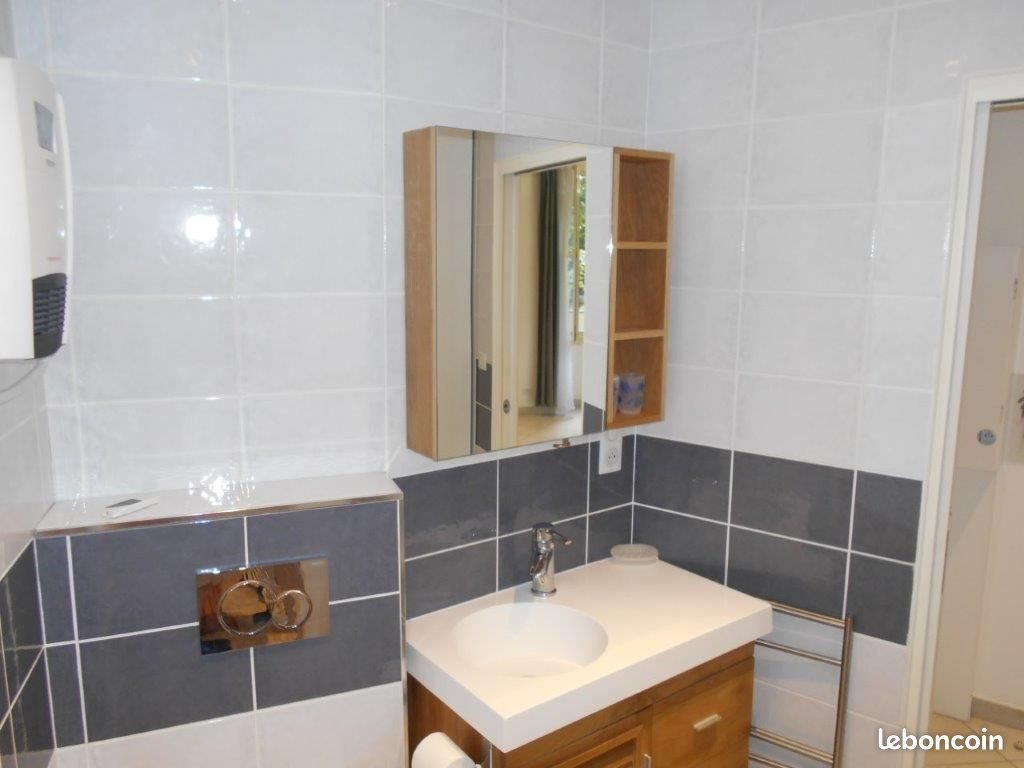 Appartement à louer, 39m², Nîmes