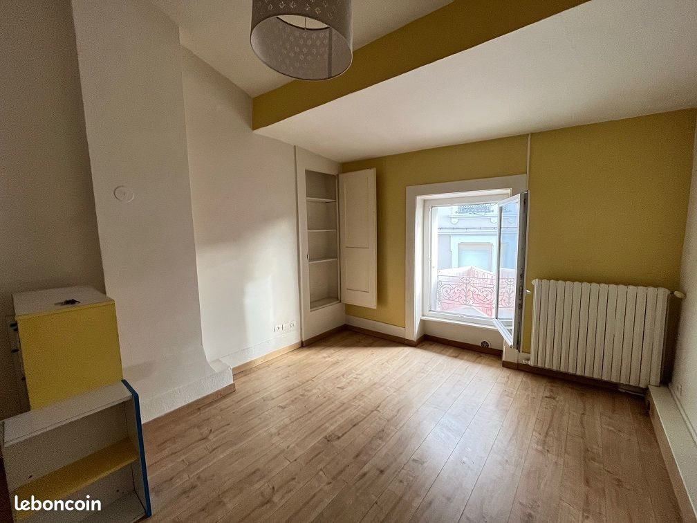 Appartement à louer, 25m², Saint-Galmier