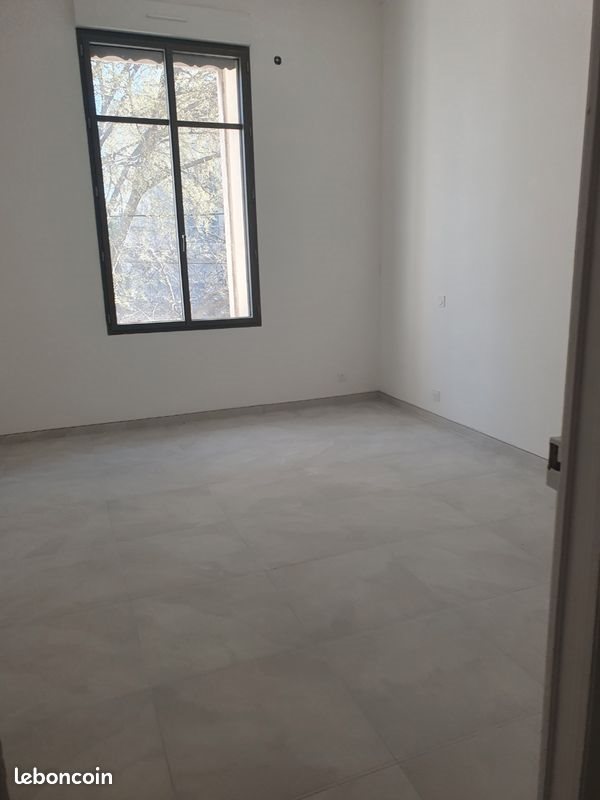 Maison à louer, 120m², Nîmes