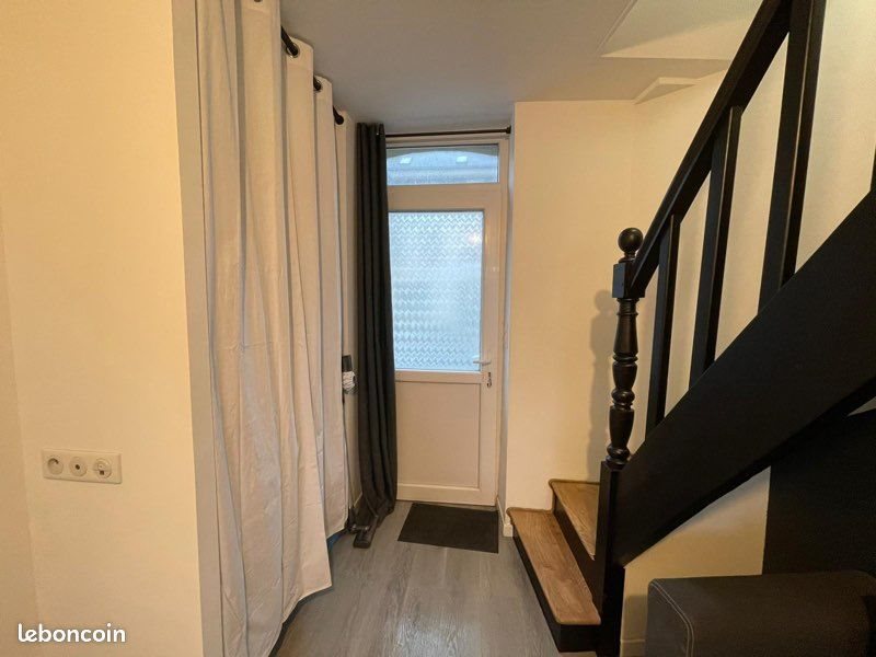 Appartement à louer, 28m², Châteaulin