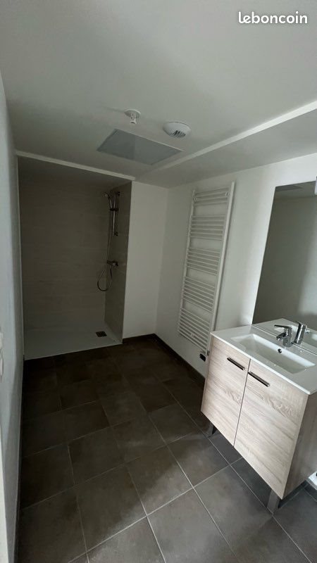 Appartement à louer, 62m², Epron