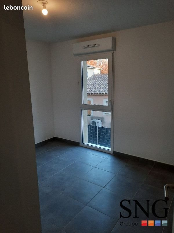 Appartement à louer, 43m², Vedène
