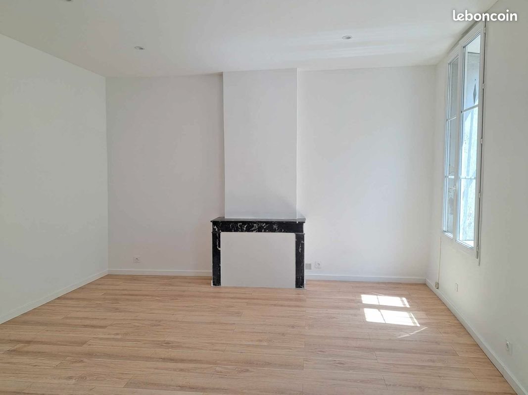Appartement à louer, 40m², Nîmes
