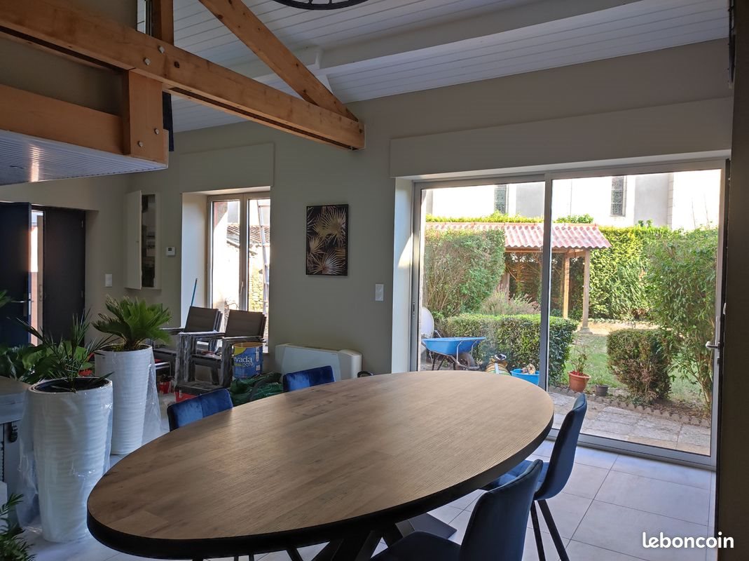 Maison à louer, 94m², Bressuire