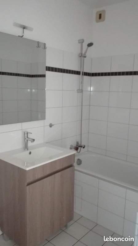 Appartement à louer, 27m², Autun