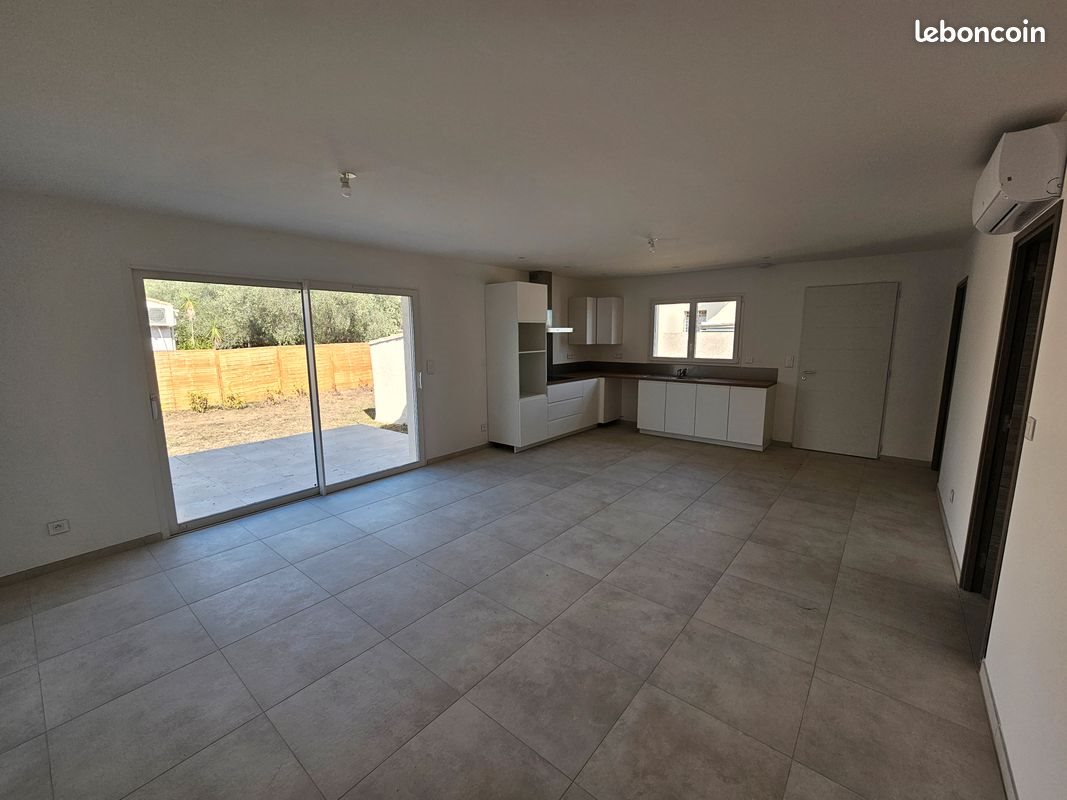 Maison à louer, 74m², Ghisonaccia