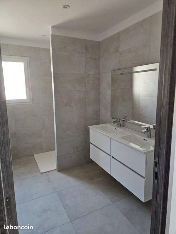 Maison à louer, 74m², Ghisonaccia