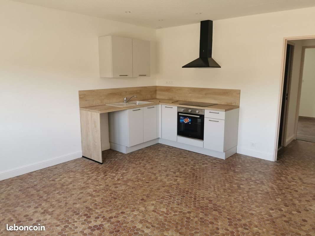 Appartement à louer, 43m², Pont-Saint-Esprit