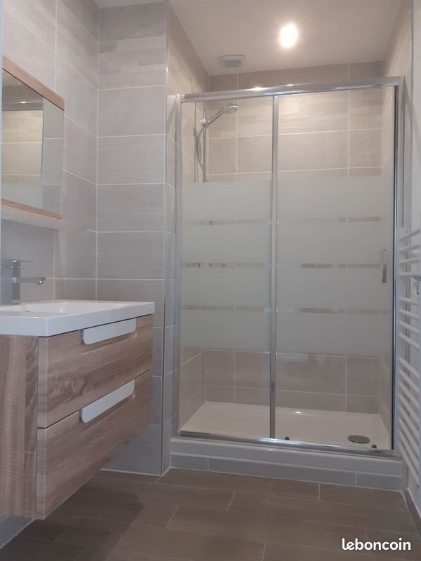 Appartement à louer, 43m², Pont-Saint-Esprit