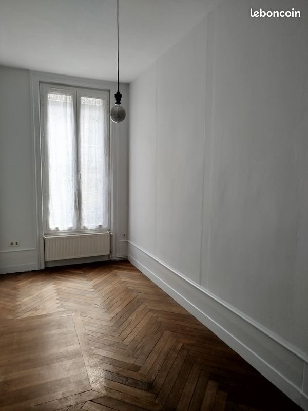 Appartement à louer, 55m², Saint-Etienne