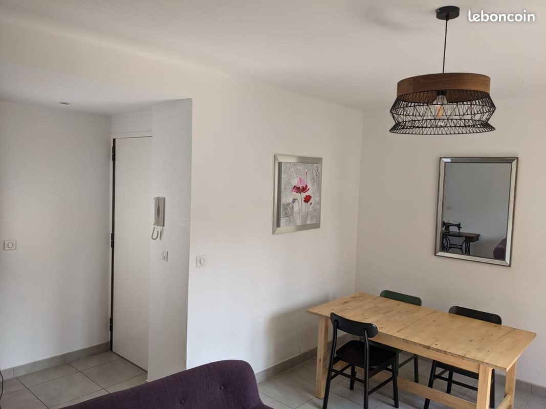 Appartement à louer, 64m², Marseille 4ème