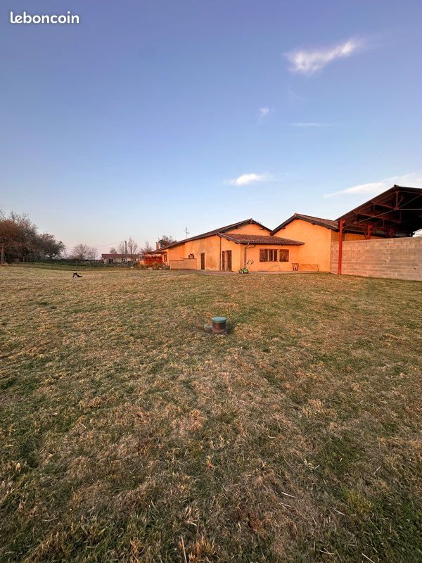 Maison à louer, 87m², Birieux