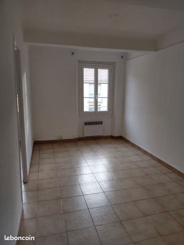Appartement à louer, 30m², Toulon