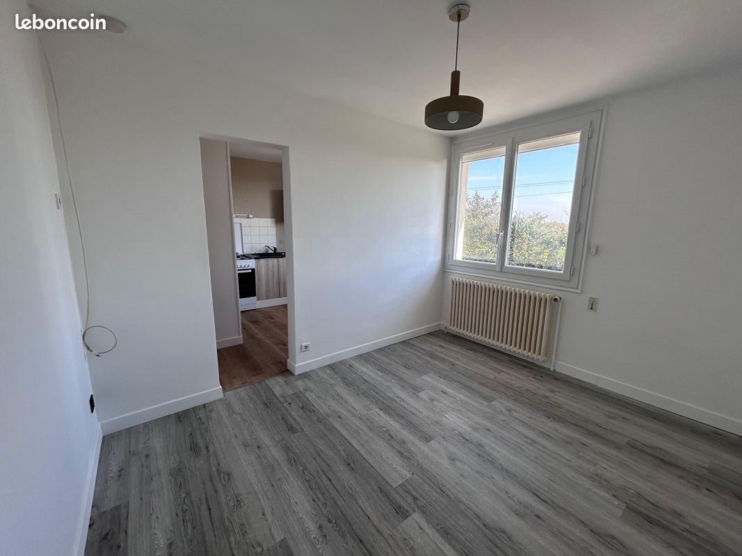 Appartement à louer, 21m², Sainte-Gemme-la-Plaine