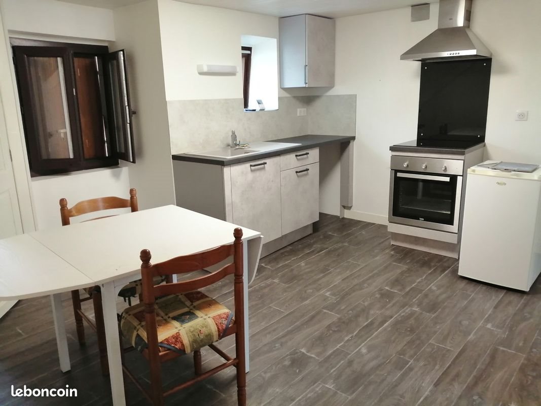 Appartement à louer, 31m², Figeac