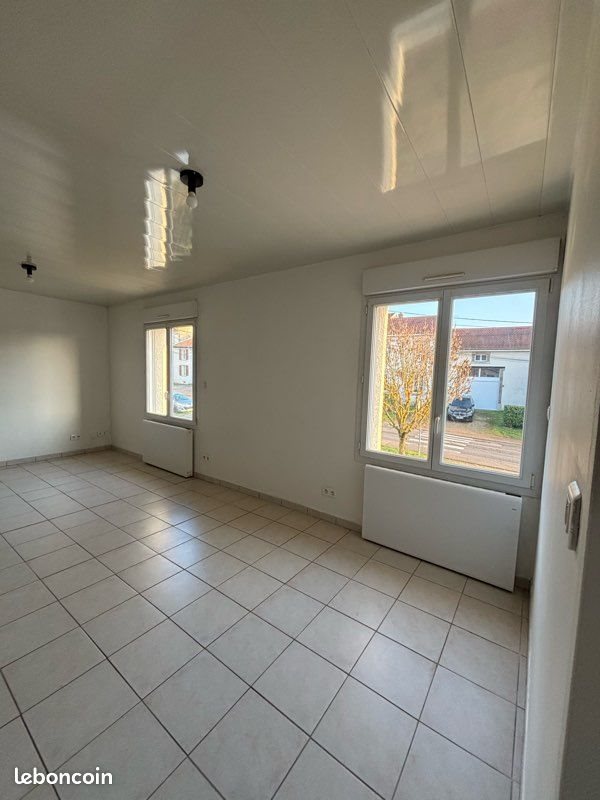 Appartement à louer, 100m², Champenoux