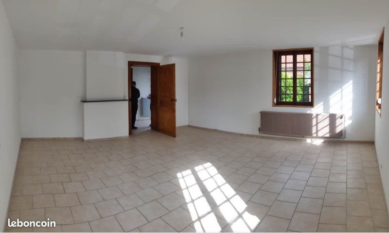 Maison à louer, 148m², Jolimetz
