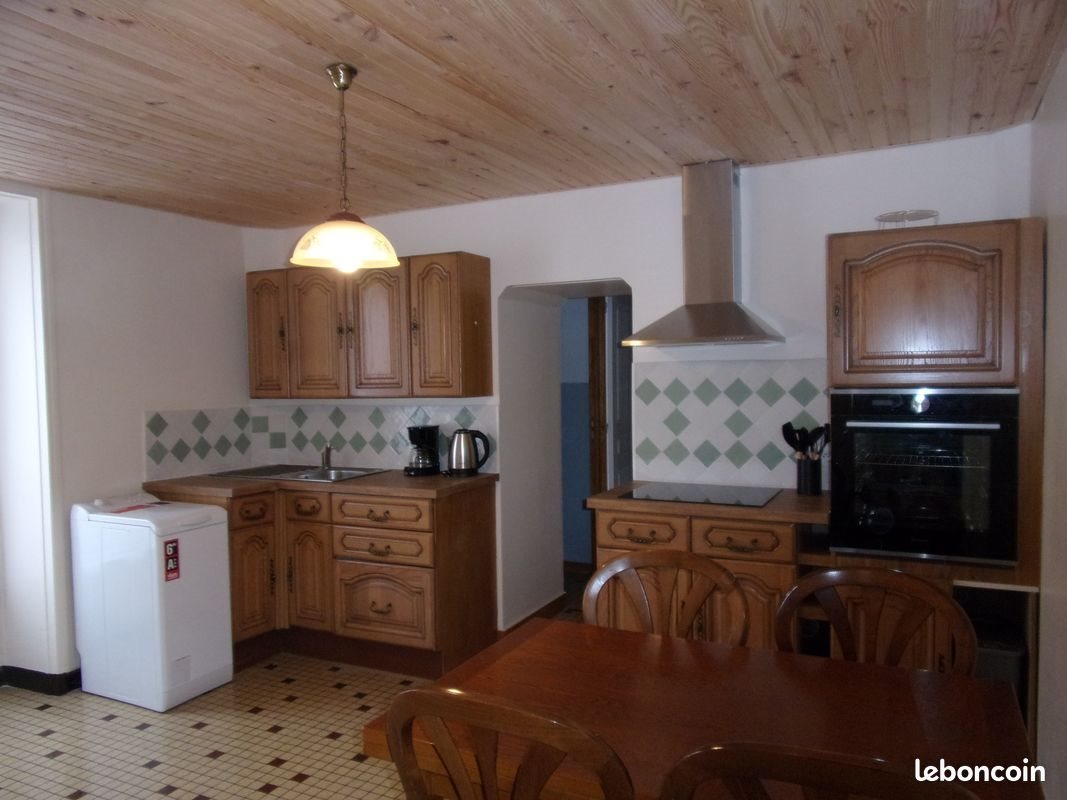 Maison à louer, 60m², Arces