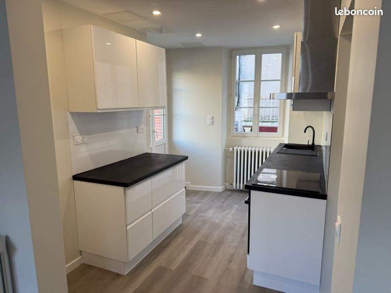 Appartement à louer, 100m², Mazamet