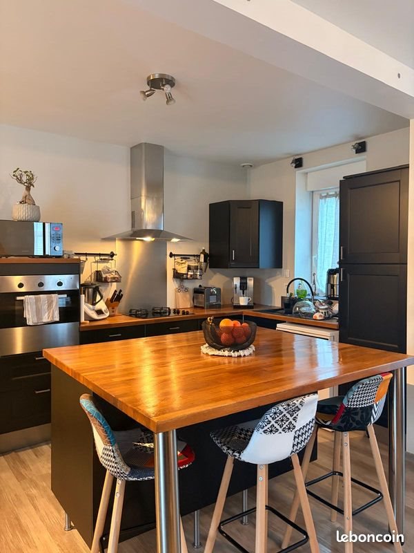 Maison à louer, 110m², Descartes