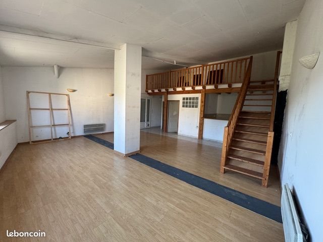 Appartement à vendre, 348m², Montmorillon