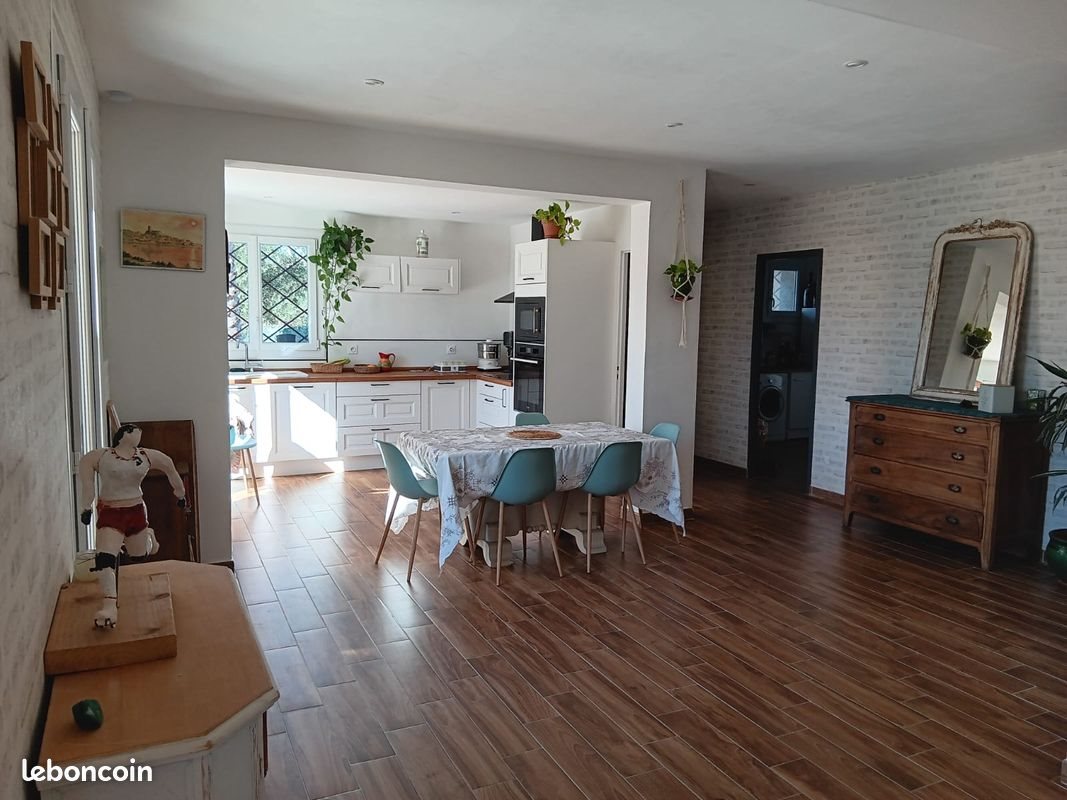 Maison à vendre, 225m², Vinassan