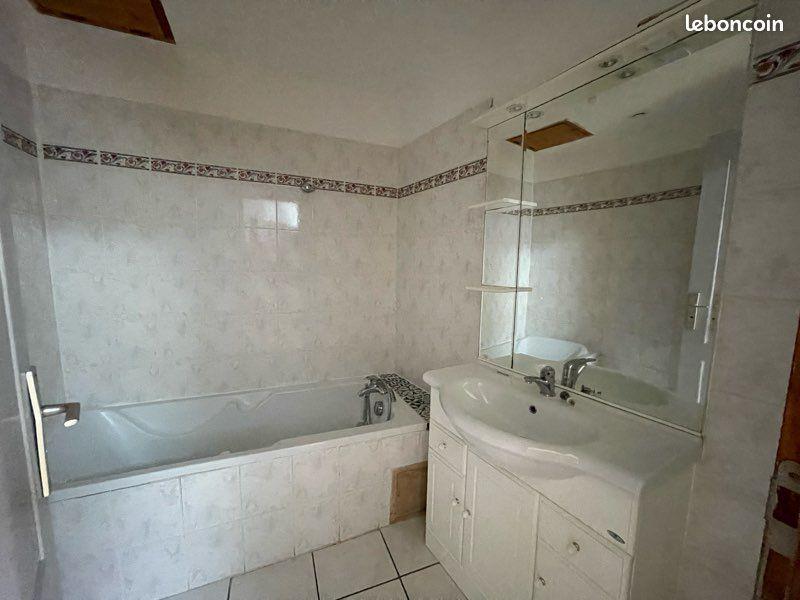 Appartement à louer, 55m², Montricoux