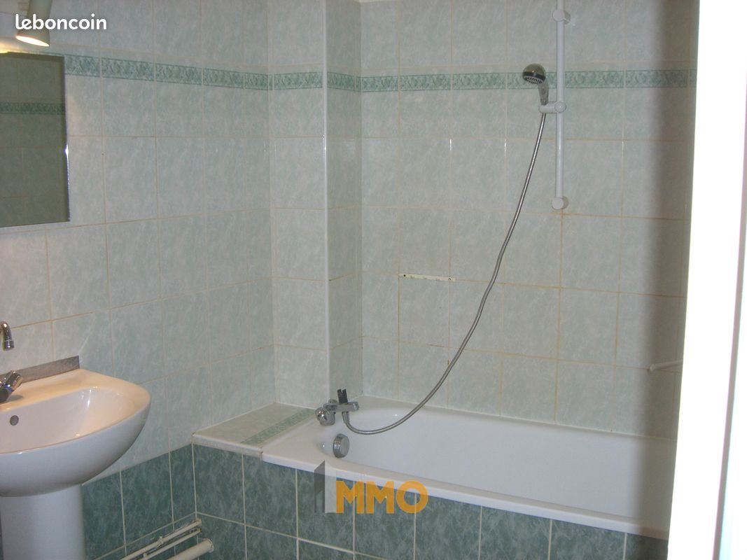 Appartement à louer, 57m², Yzeron