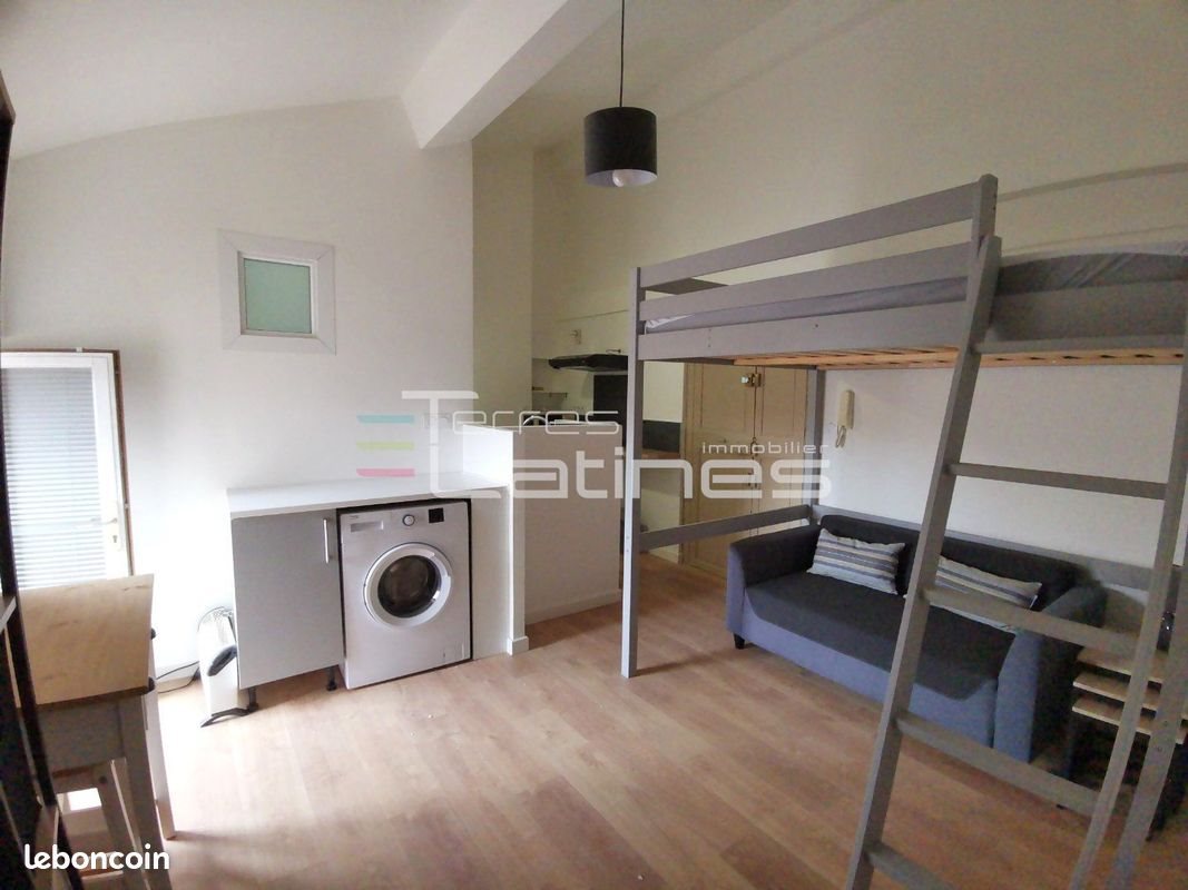 Appartement à louer, 18m², Nîmes