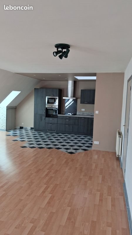 Appartement à louer, 81m², Landerneau