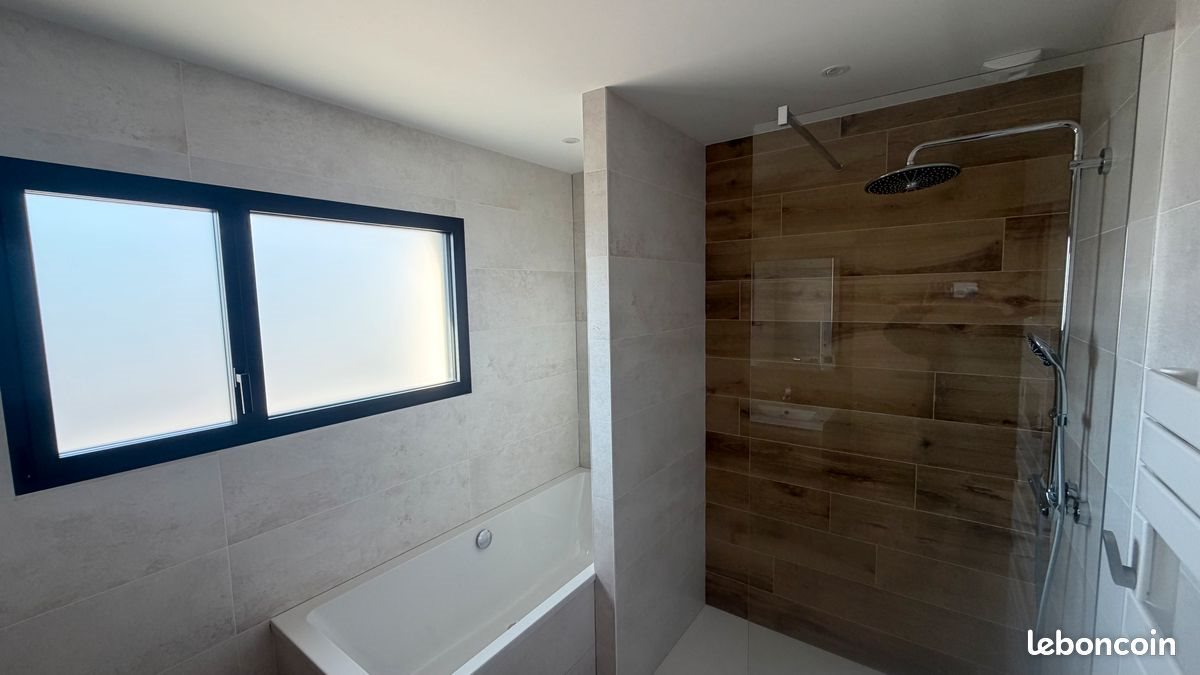 Maison à louer, 131m², Caudan