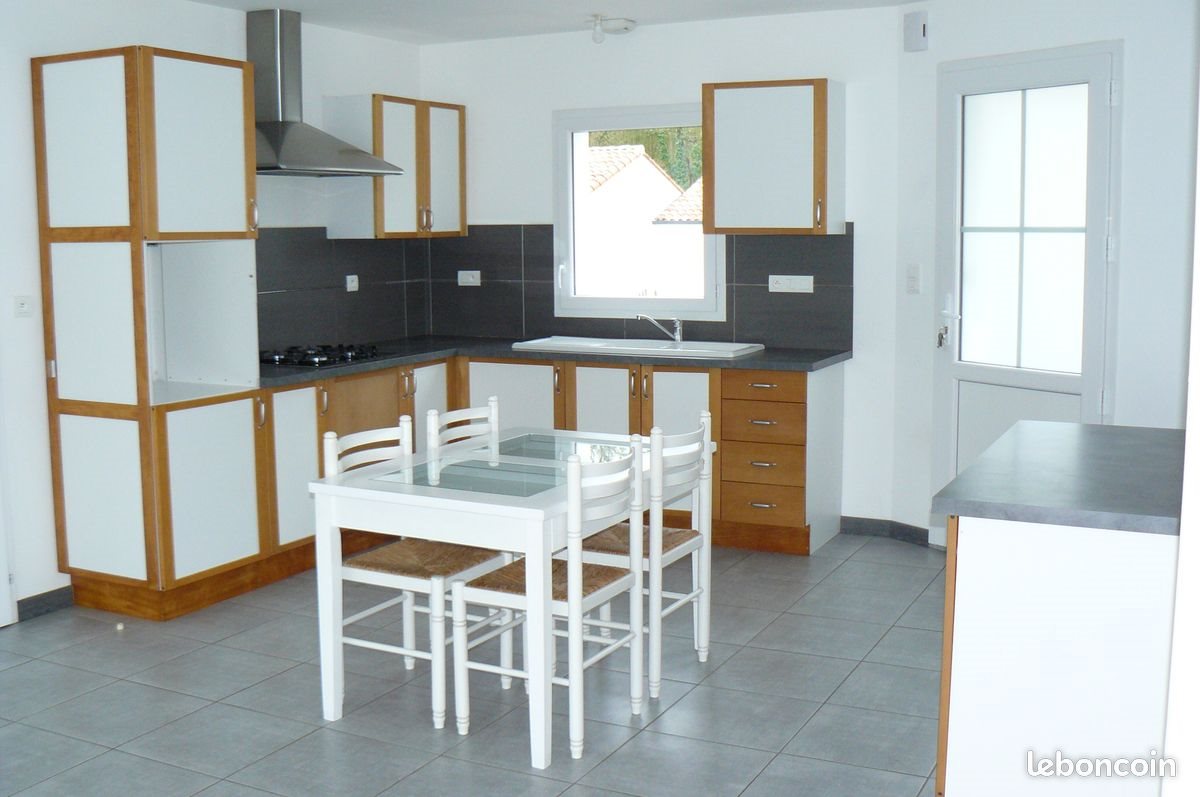 Maison à louer, 86m², Aizenay