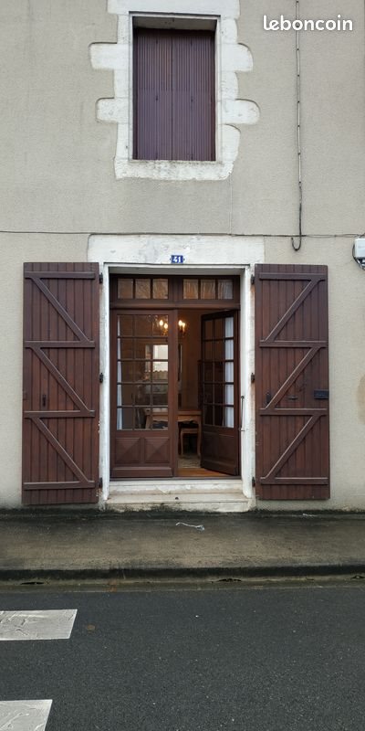 Maison à louer, 73m², Montbron