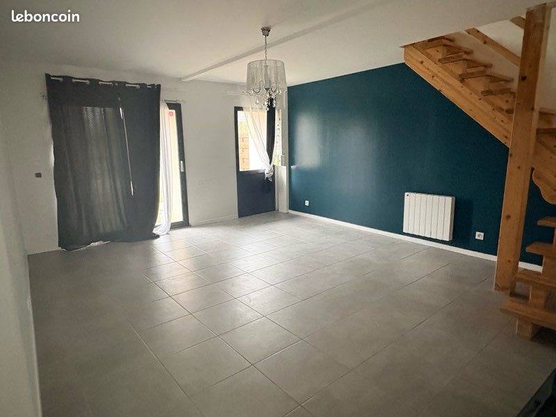 Maison à louer, 120m², Plescop