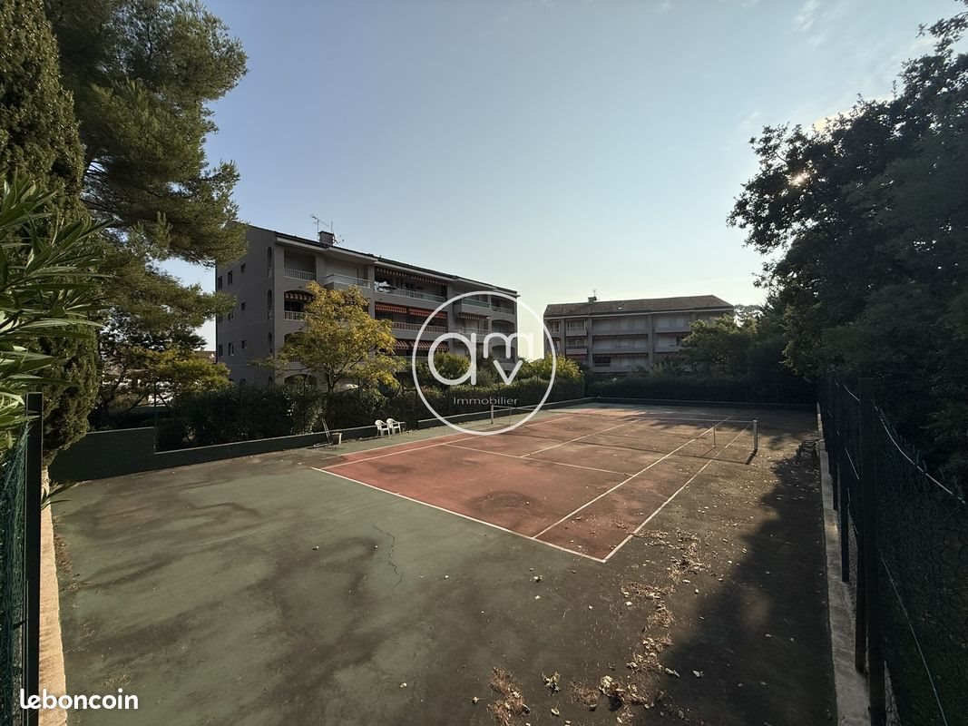 Appartement à vendre, 51m², Hyères