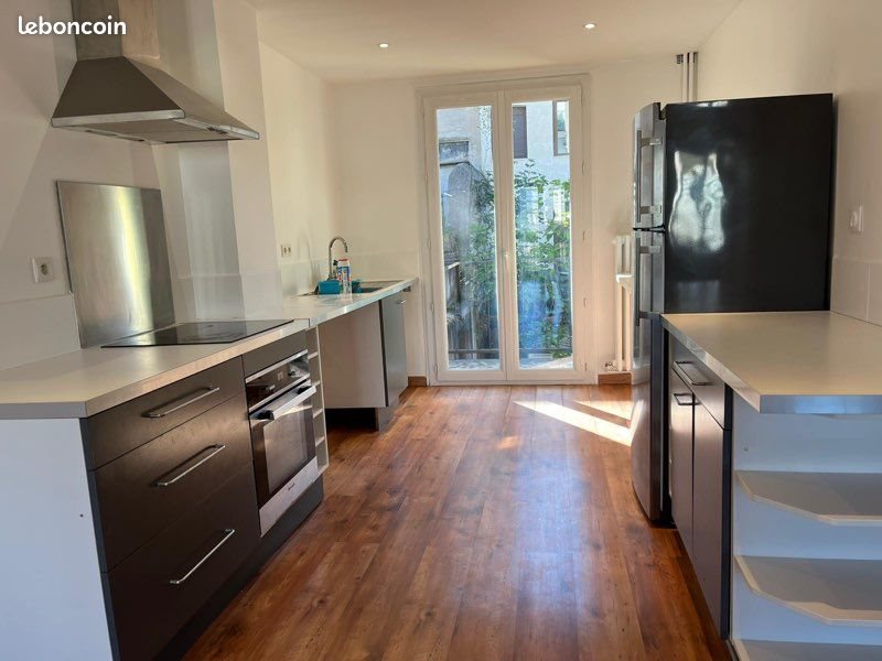 Appartement à louer, 84m², Saint-Etienne