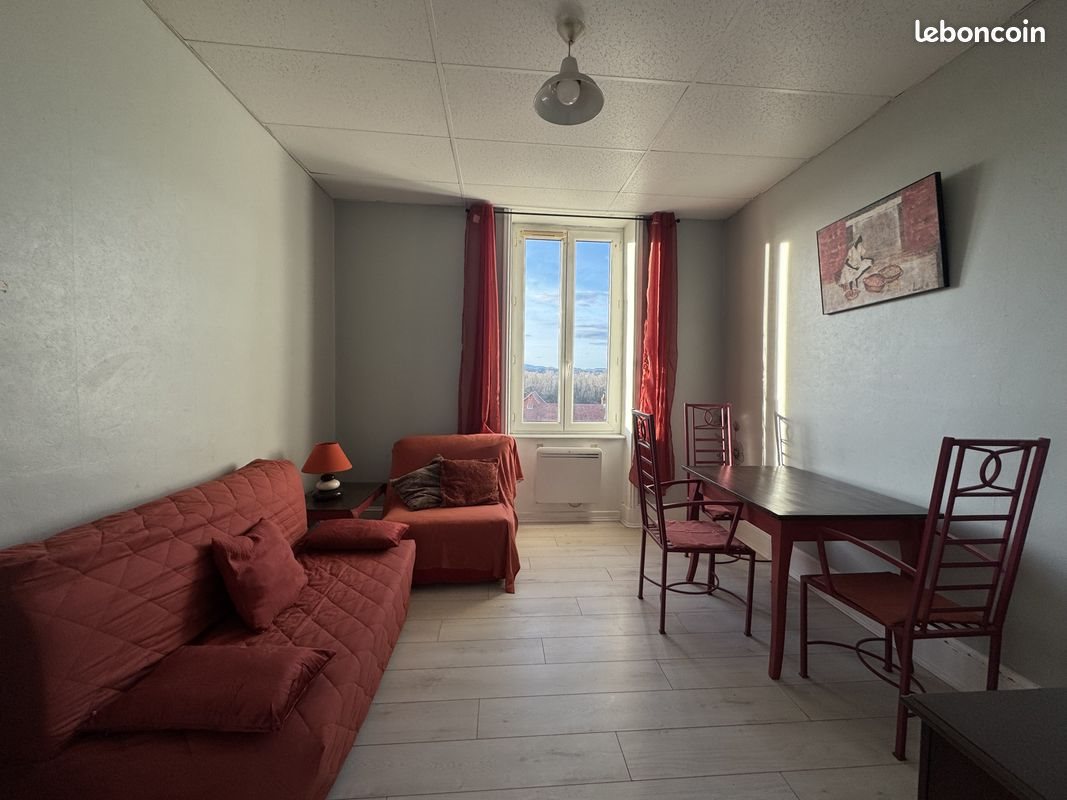 Appartement à louer, 45m², Ternay
