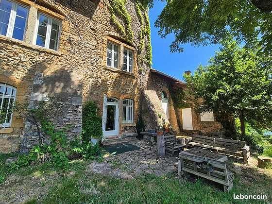 Maison à louer, 211m², Albigny-sur-Saône