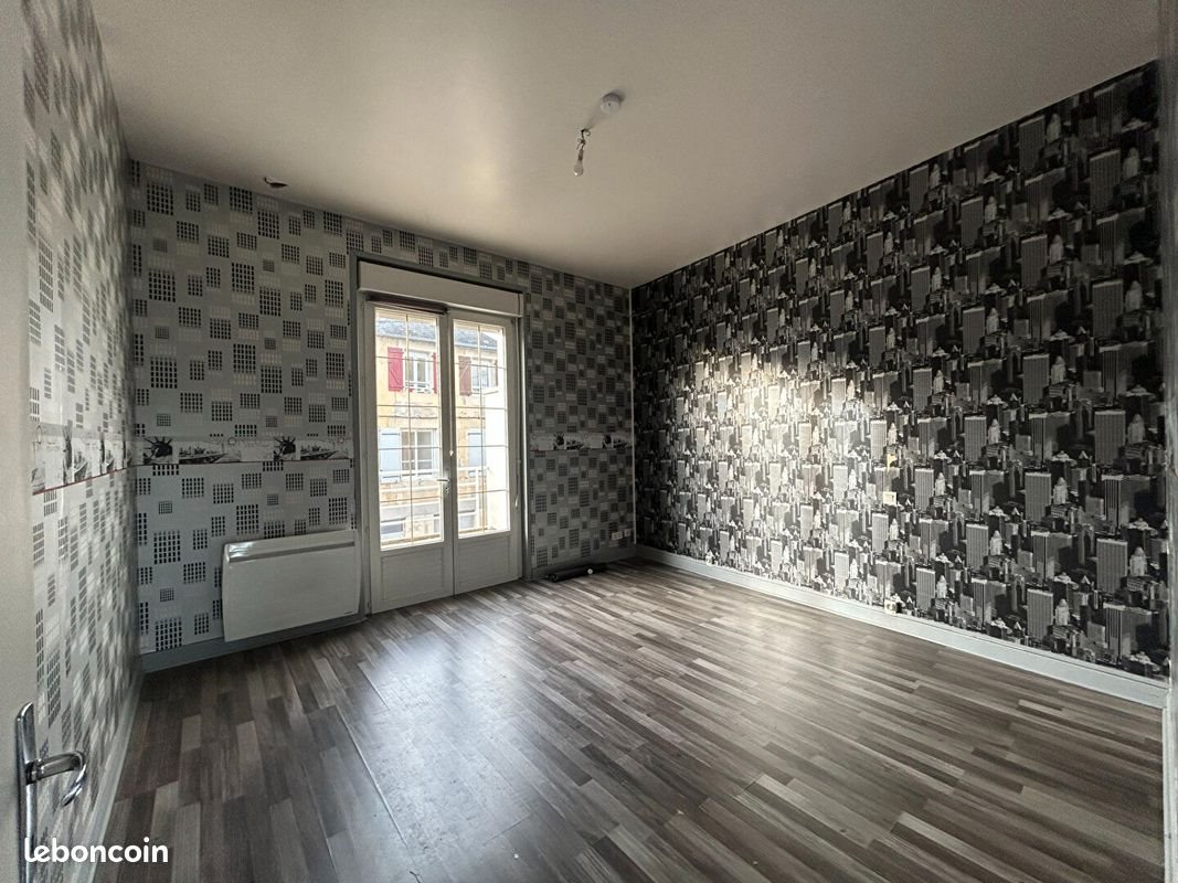 Appartement à louer, 129m², Civray