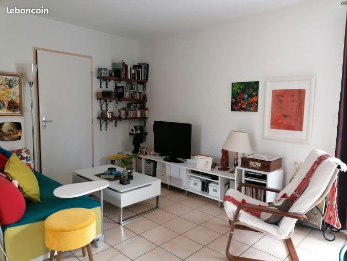 Maison à louer, 75m², Jouhe