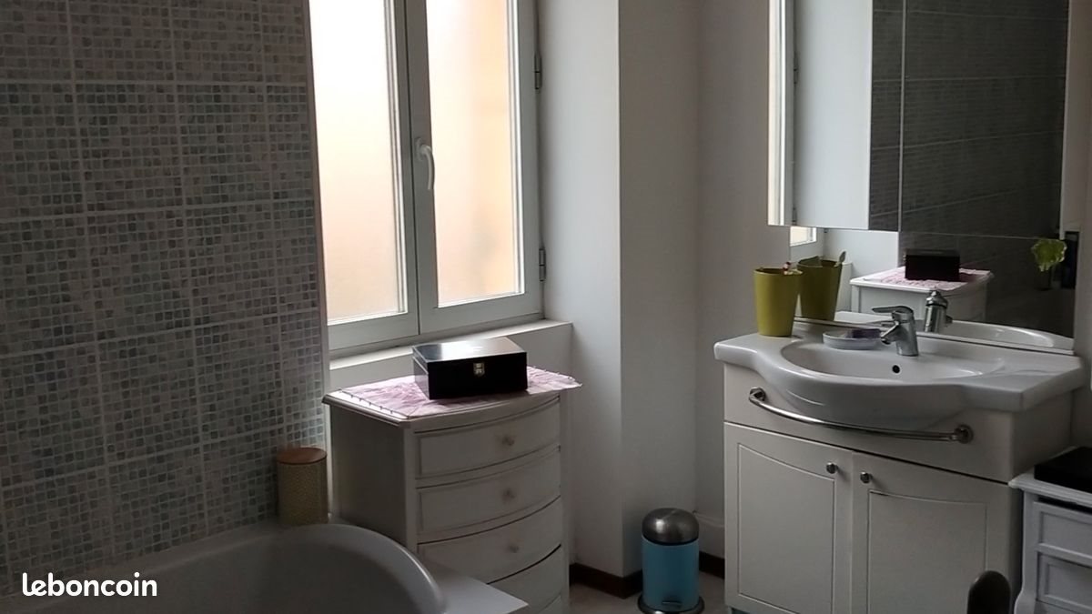 Appartement à louer, 45m², Le Buisson-de-Cadouin