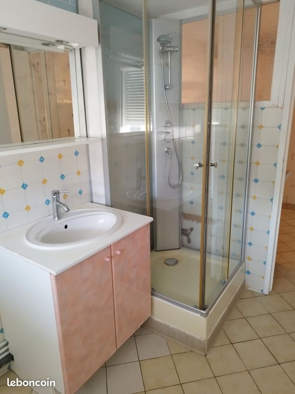 Appartement à louer, 30m², Sedan