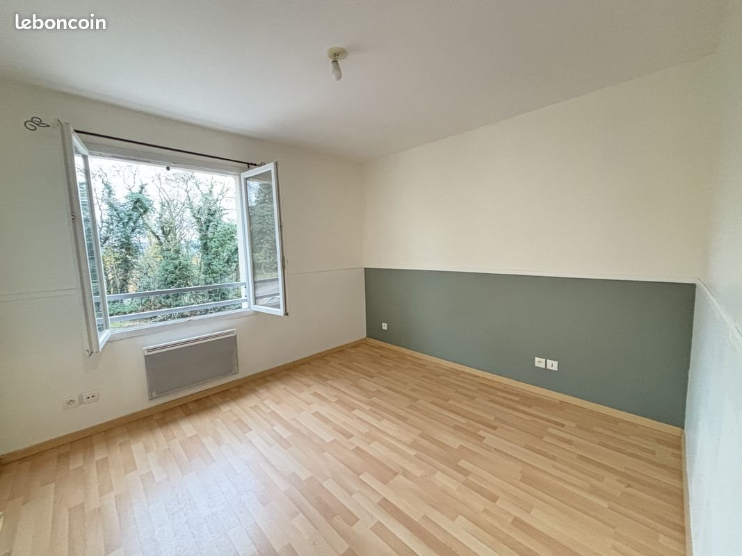 Appartement à louer, 60m², Ternay