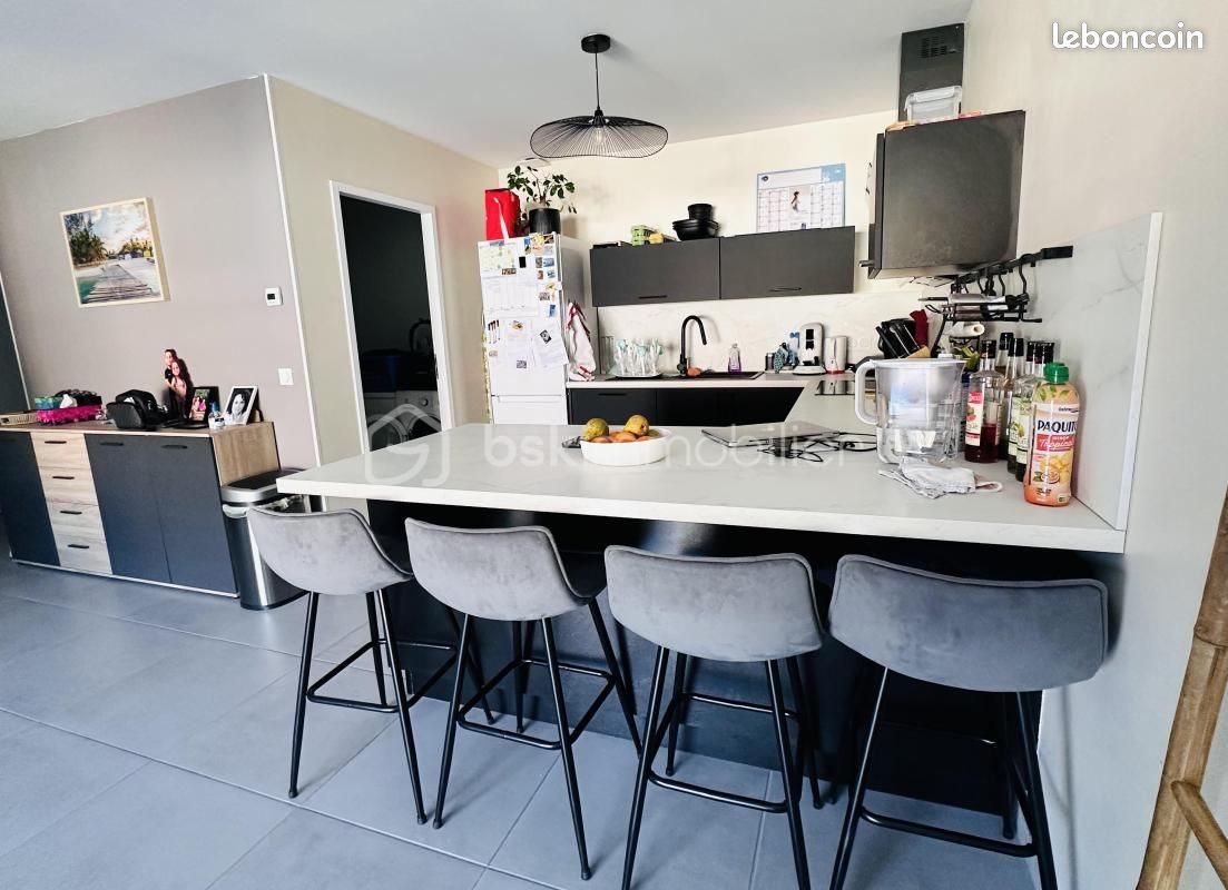 Appartement à vendre, 78m², Saint-Barthélemy-de-Beaurepaire