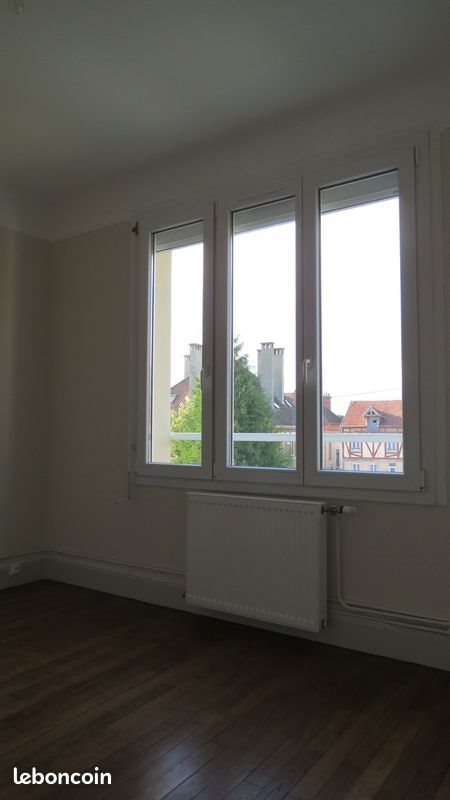 Maison à louer, 53m², Pont-Sainte-Marie