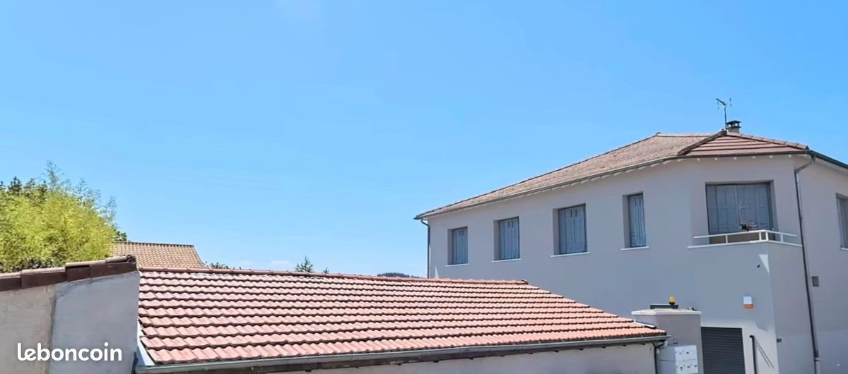 Appartement à vendre, 107m², Saint-Genest-Lerpt