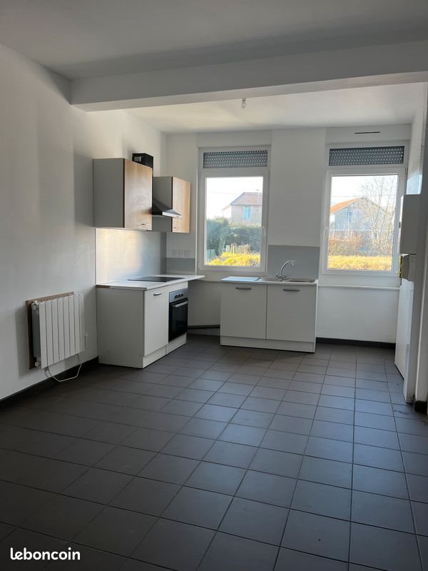 Appartement à louer, 42m², Denain