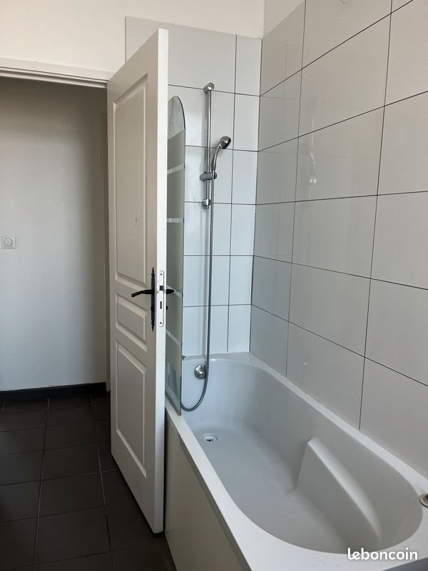 Appartement à louer, 42m², Denain