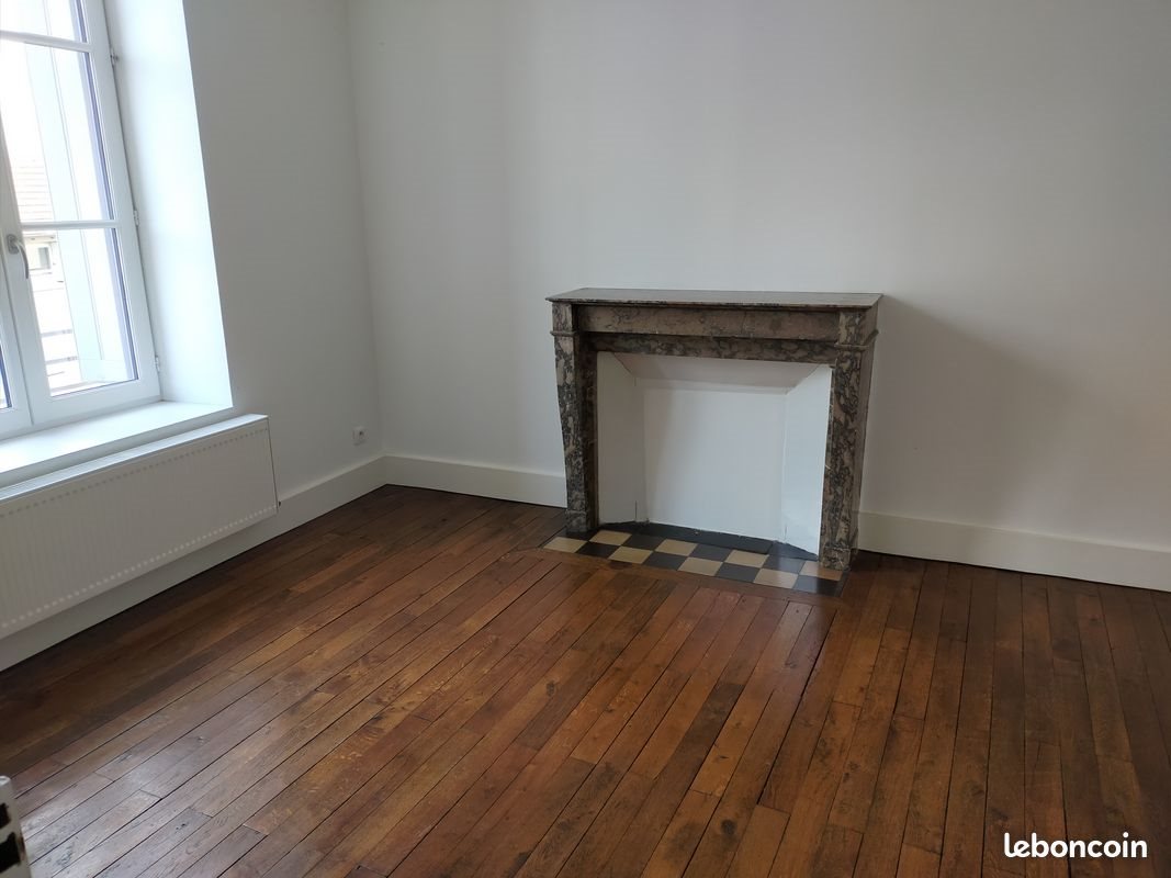 Maison à louer, 83m², Chabris